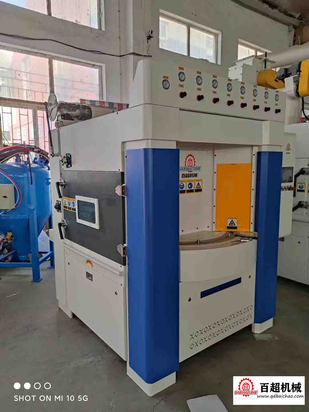 2024版1820T8-16間歇式數(shù)控自動噴砂機(jī)